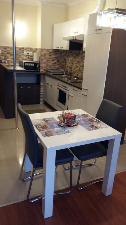 Isabell Apartments Győr Extérieur photo